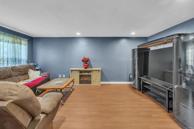 33922 24 Lilac Rd, Valley Center, CA 92082