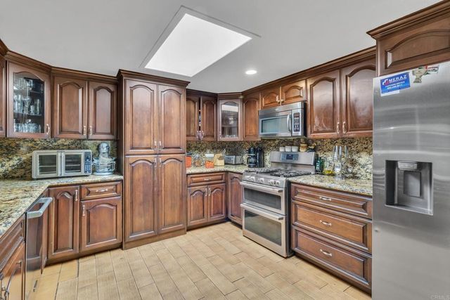 33922 24 Lilac Rd, Valley Center, CA 92082