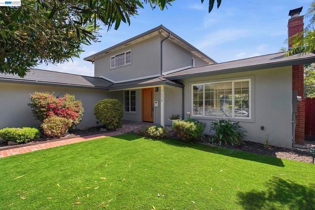 7574 Birkdale Dr, Newark, CA 94560