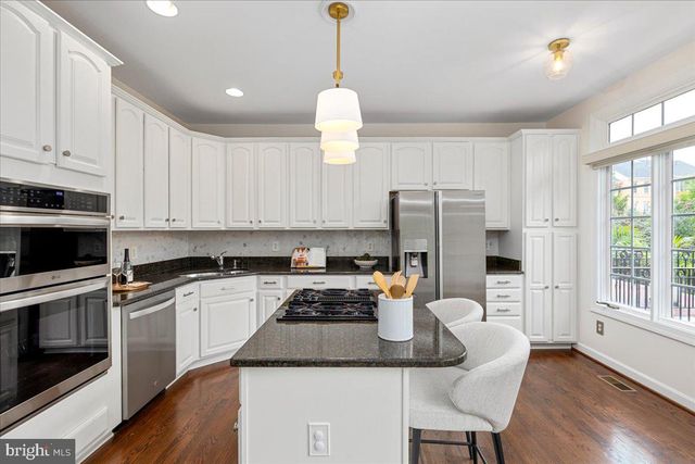 18532 BEAR CREEK TER, Leesburg, VA 20176