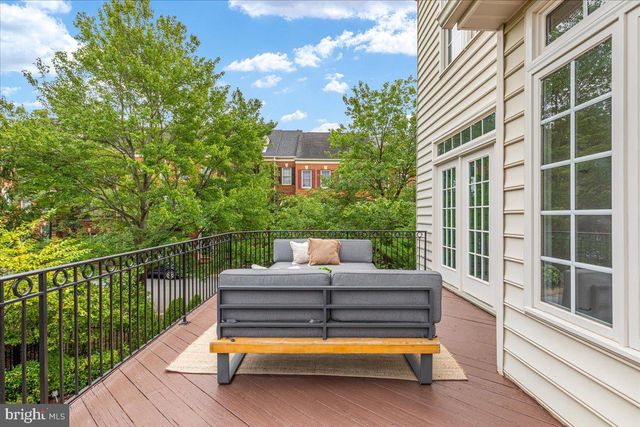 18532 BEAR CREEK TER, Leesburg, VA 20176