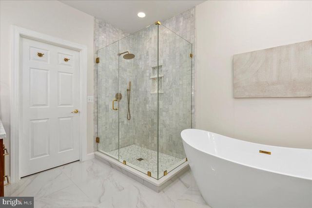 18532 BEAR CREEK TER, Leesburg, VA 20176