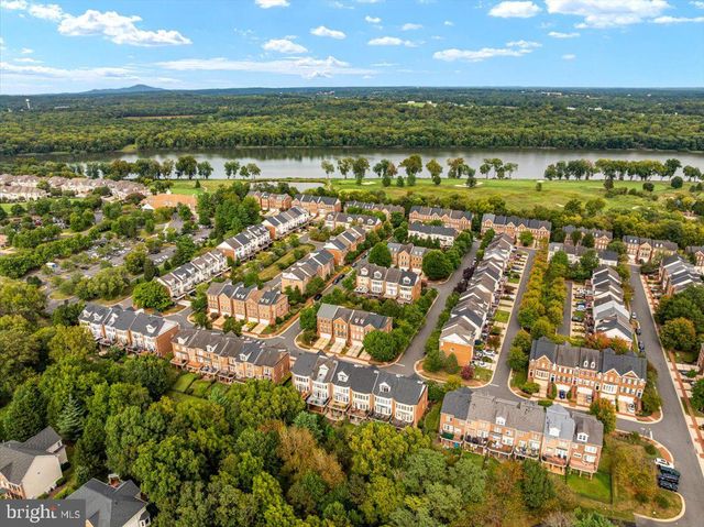 18532 BEAR CREEK TER, Leesburg, VA 20176