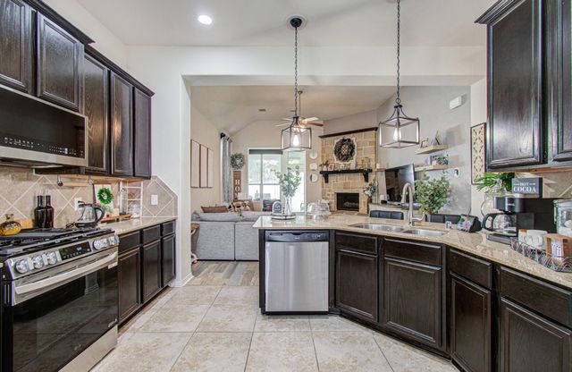 13402 Quail Landing Lane, Rosharon, TX 77583