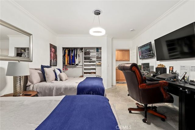 22900 Hatteras Avenue, Woodland Hills, CA 91367