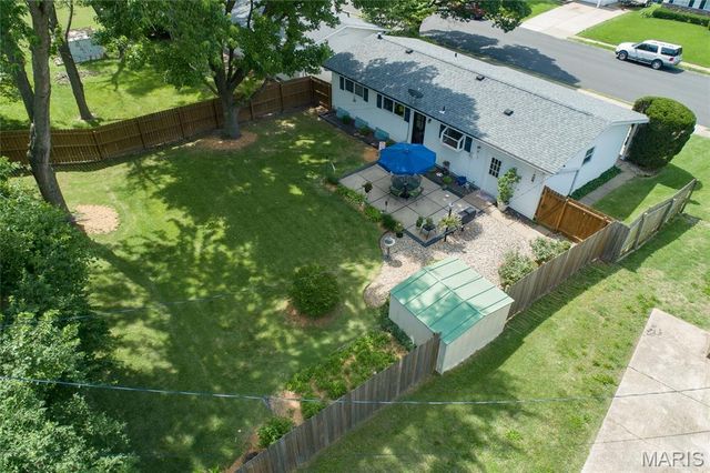 2075 Tahoe Drive, Florissant, MO 63031