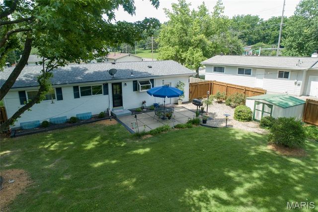 2075 Tahoe Drive, Florissant, MO 63031