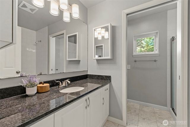 12438 NE 7th Place, Bellevue, WA 98005