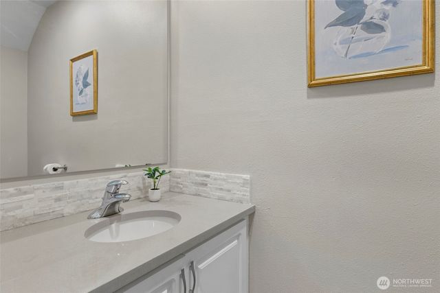 12438 NE 7th Place, Bellevue, WA 98005