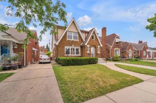 7258 Theisen Street, Dearborn, MI 48126