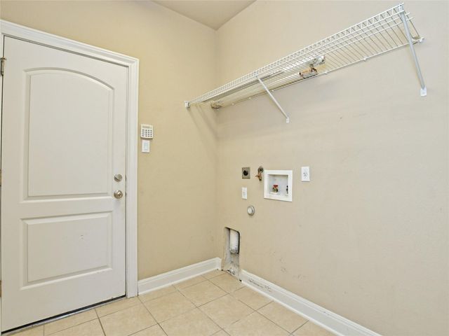 303 Hensley DR, Austin, TX 78738