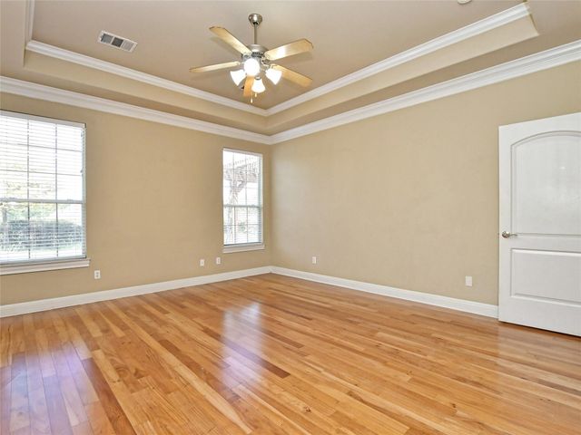 303 Hensley DR, Austin, TX 78738