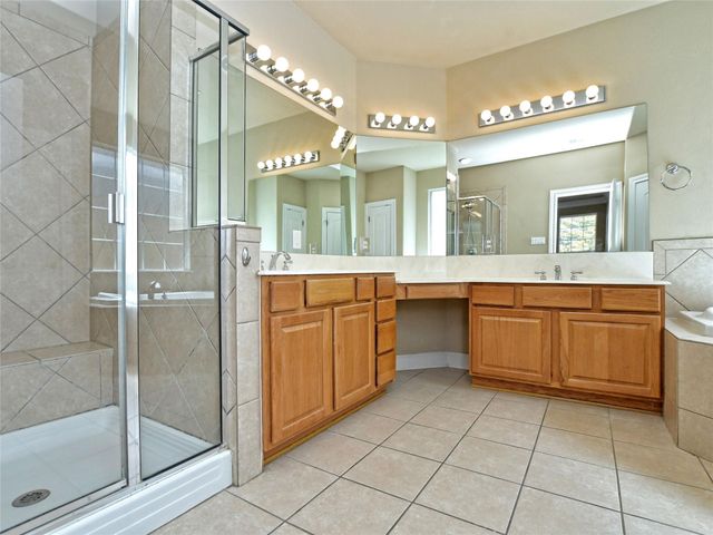 303 Hensley DR, Austin, TX 78738