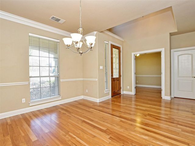 303 Hensley DR, Austin, TX 78738