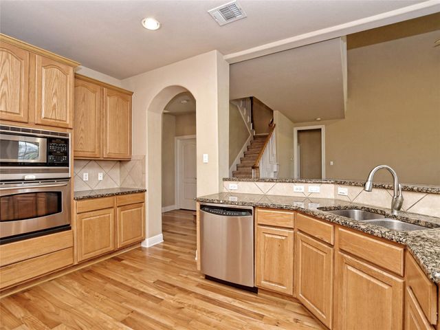 303 Hensley DR, Austin, TX 78738