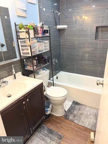 8301 BROCKHAM DR, Alexandria, VA 22309