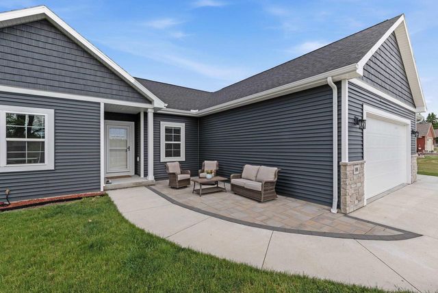 108 RIVER COURT, Theresa, WI 53091