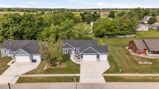 108 RIVER COURT, Theresa, WI 53091