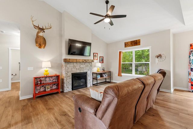 108 RIVER COURT, Theresa, WI 53091