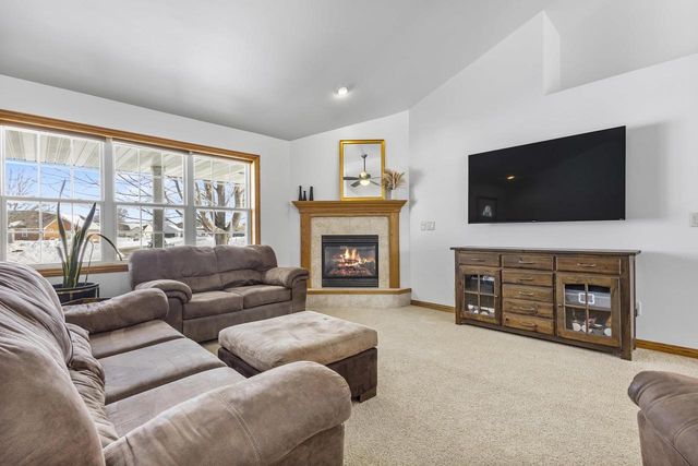 2937 FIRETHORN COURT, Suamico, WI 54313