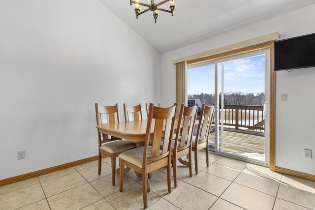 2937 FIRETHORN COURT, Suamico, WI 54313