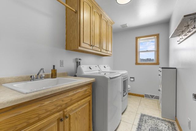 2937 FIRETHORN COURT, Suamico, WI 54313