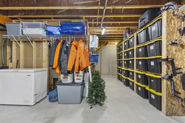 2937 FIRETHORN COURT, Suamico, WI 54313