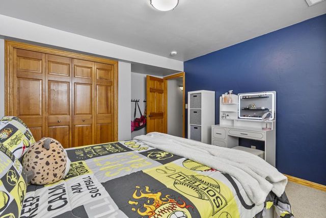 2937 FIRETHORN COURT, Suamico, WI 54313