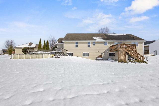 2937 FIRETHORN COURT, Suamico, WI 54313