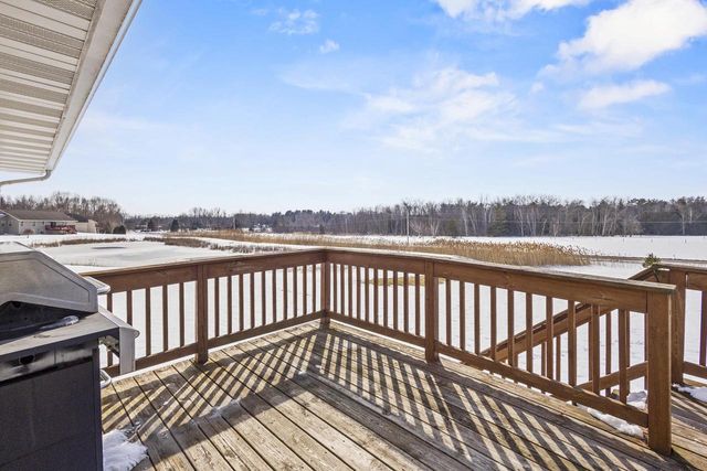 2937 FIRETHORN COURT, Suamico, WI 54313