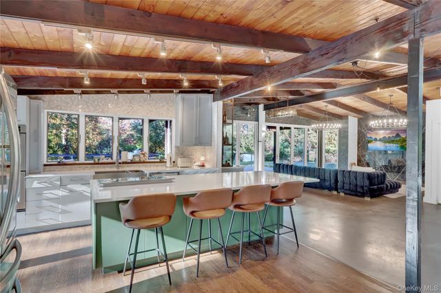 131 Oakside Drive, Smithtown, NY 11787