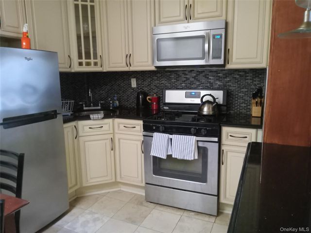 263 Hancock Street, Brooklyn, NY 11216