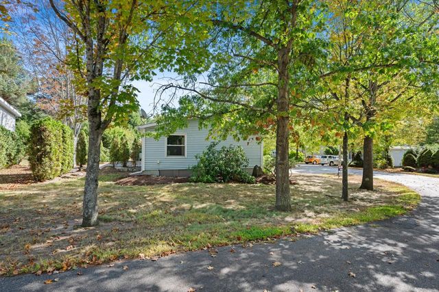 17 Lilac Lane, Belmont, NH 03220