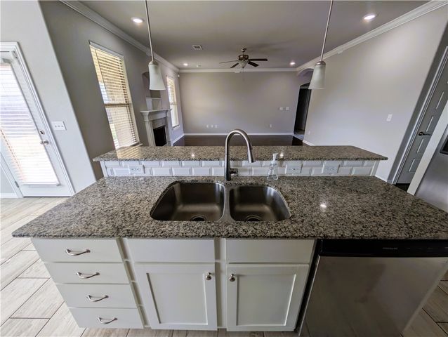 4303 W Barhem Drive, Fayetteville, AR 72704