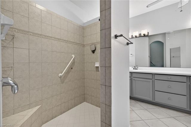 25080 Divot DR, Bonita Springs, FL 34135