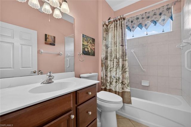 25080 Divot DR, Bonita Springs, FL 34135