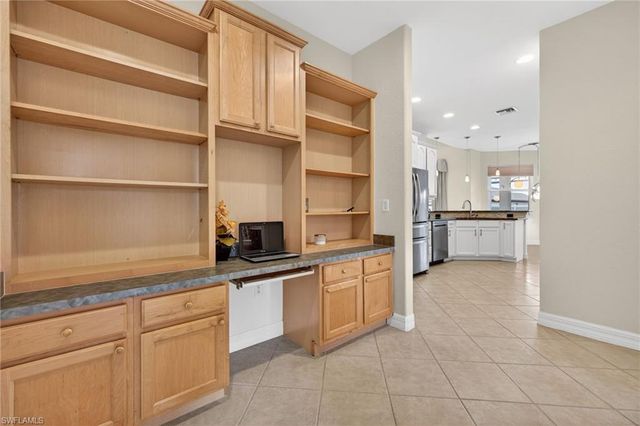 25080 Divot DR, Bonita Springs, FL 34135