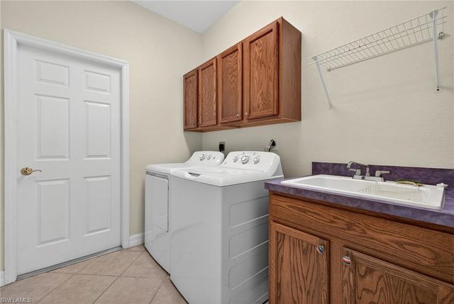 25080 Divot DR, Bonita Springs, FL 34135