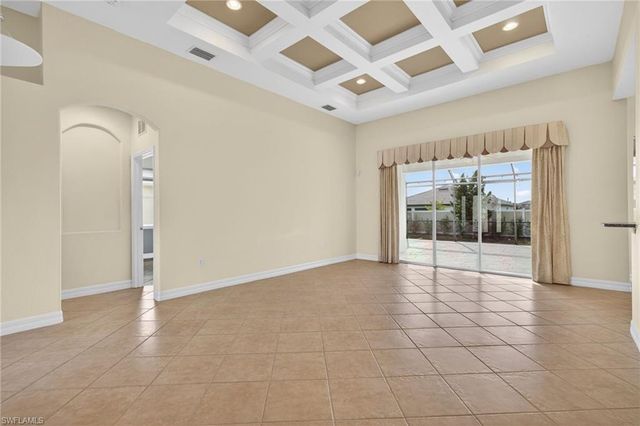 25080 Divot DR, Bonita Springs, FL 34135