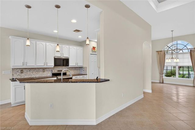 25080 Divot DR, Bonita Springs, FL 34135