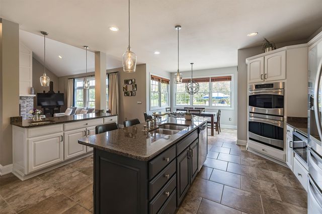 4734 THOROUGHBRED Loop, Erie, PA 16506
