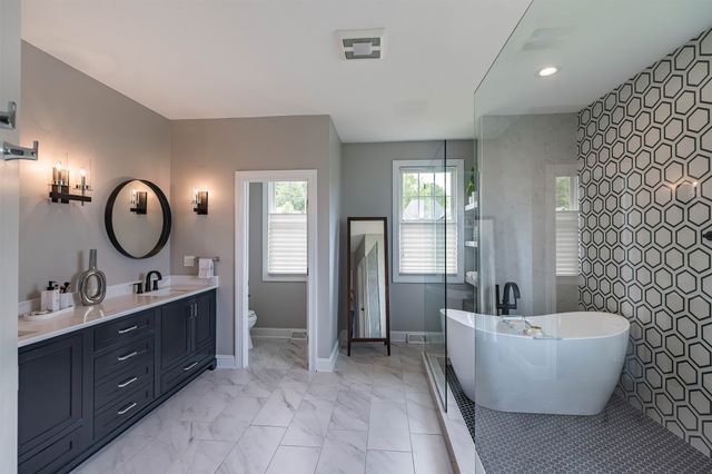 4734 THOROUGHBRED Loop, Erie, PA 16506
