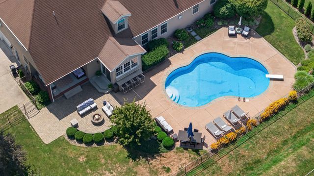 4734 THOROUGHBRED Loop, Erie, PA 16506