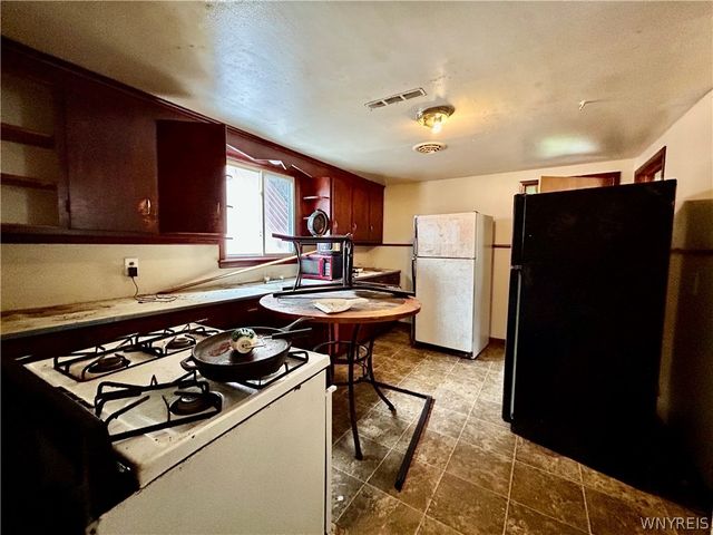 90 Theodore Street, Buffalo, NY 14211