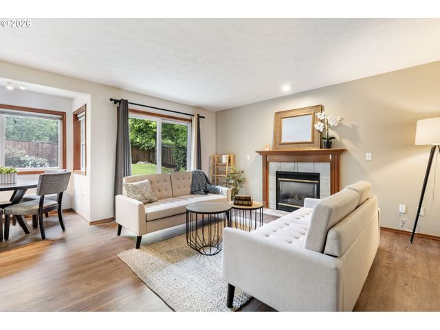 14812 Ne FREMONT Ct, Portland, OR 97230