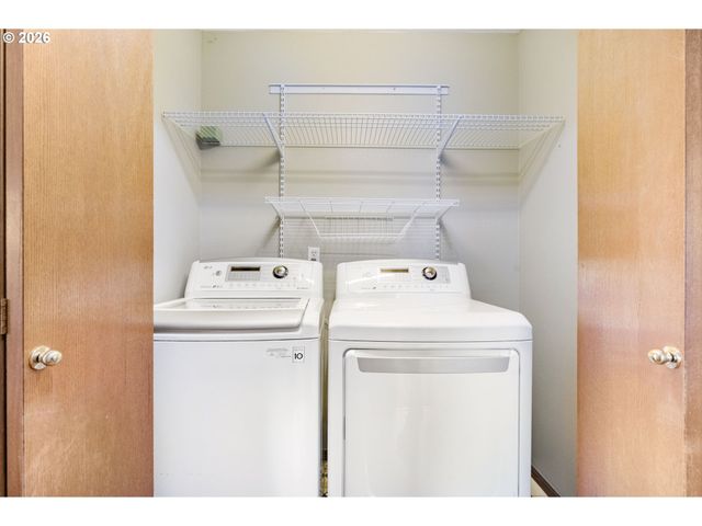 14812 Ne FREMONT Ct, Portland, OR 97230