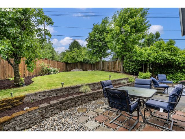 14812 Ne FREMONT Ct, Portland, OR 97230