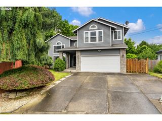 14812 Ne FREMONT Ct, Portland, OR 97230