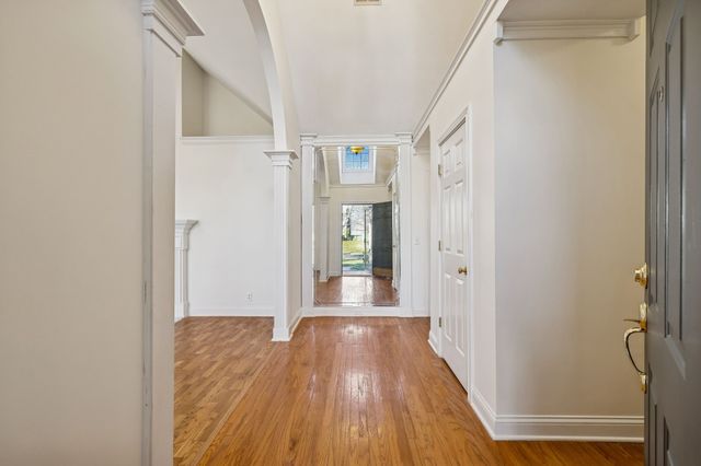 142 Mansker Park Dr, Hendersonville, TN 37075