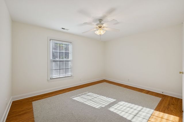 142 Mansker Park Dr, Hendersonville, TN 37075